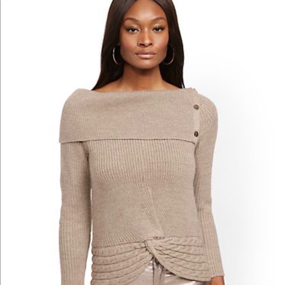NWT! NY&CO off the shoulder sweater !